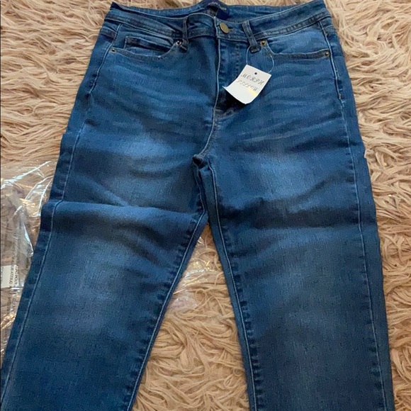 Jeans - Picture 3 of 3